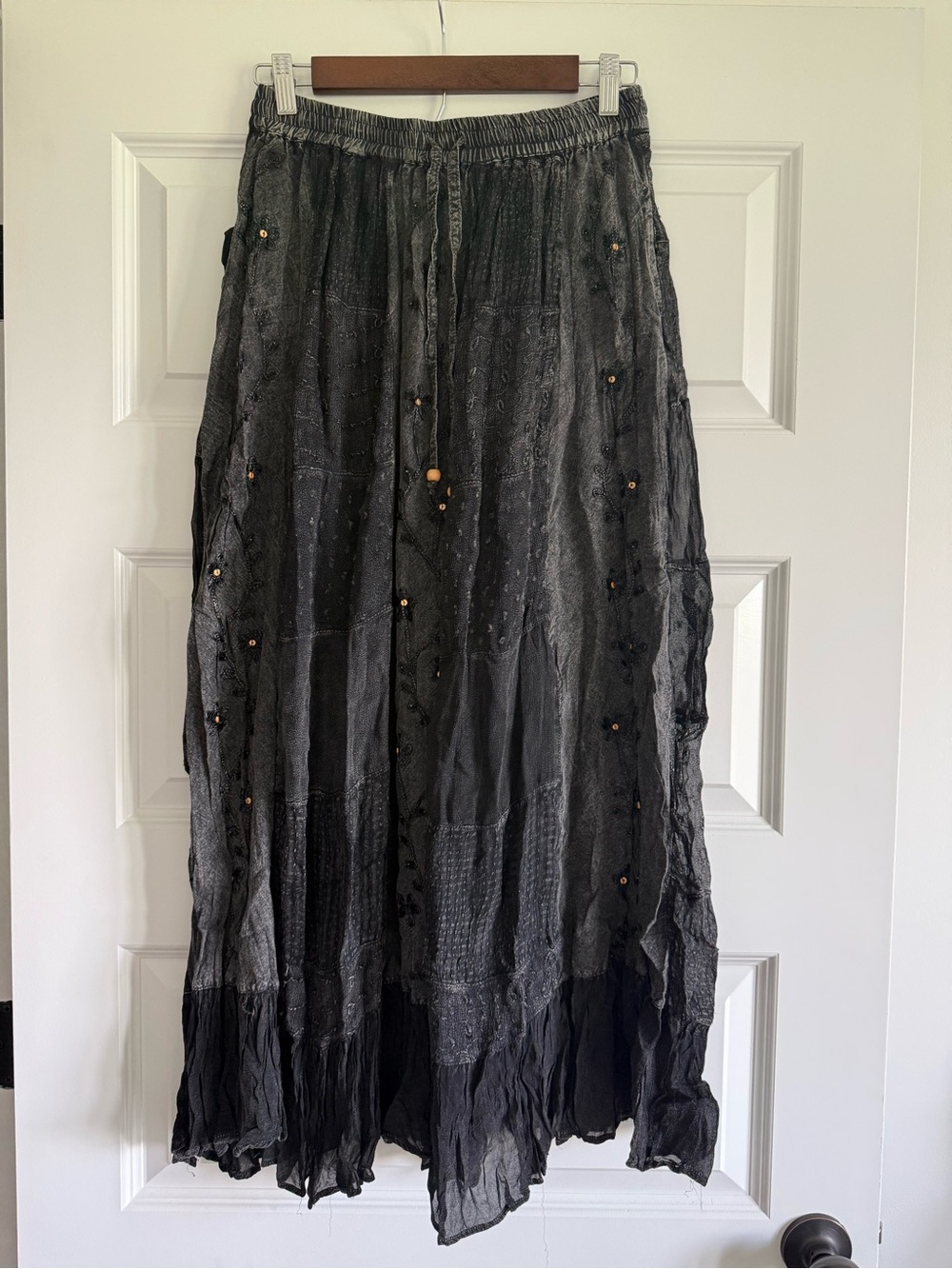 Young Threads Gypsy Textured Embroidered Skirt with Aari Embroidery Charcoal NWT